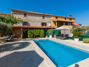 Holiday Home Villa Lucky by Interhome
